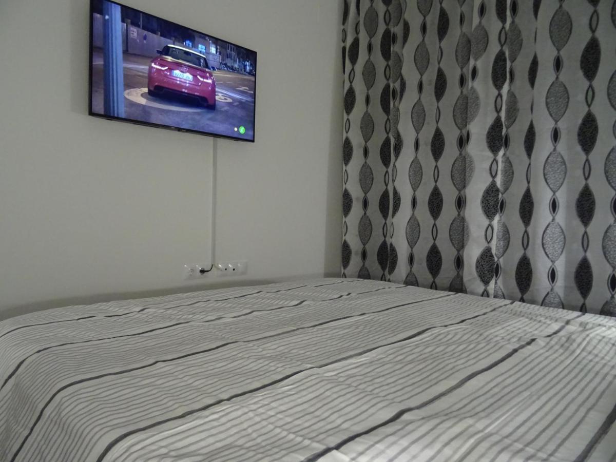 Boutique Apartment Near The Beach, 1 Gbps Wi-Fi مالقة المظهر الخارجي الصورة