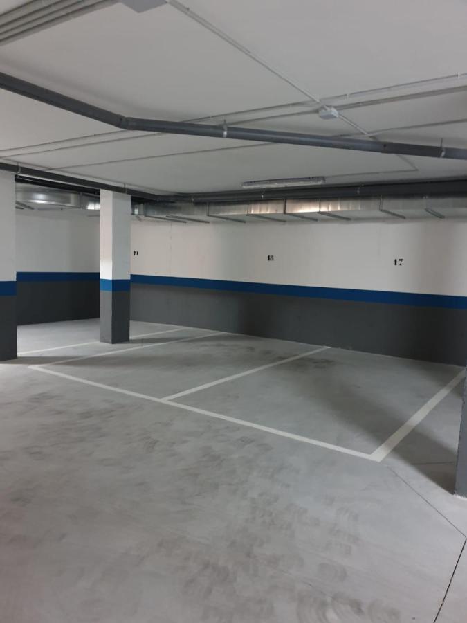Boutique Apartment Near The Beach, 1 Gbps Wi-Fi مالقة المظهر الخارجي الصورة