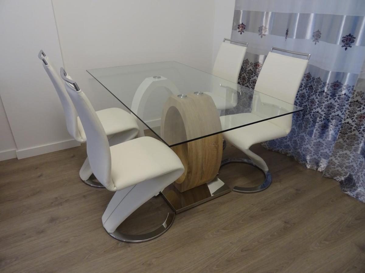 Boutique Apartment Near The Beach, 1 Gbps Wi-Fi مالقة المظهر الخارجي الصورة
